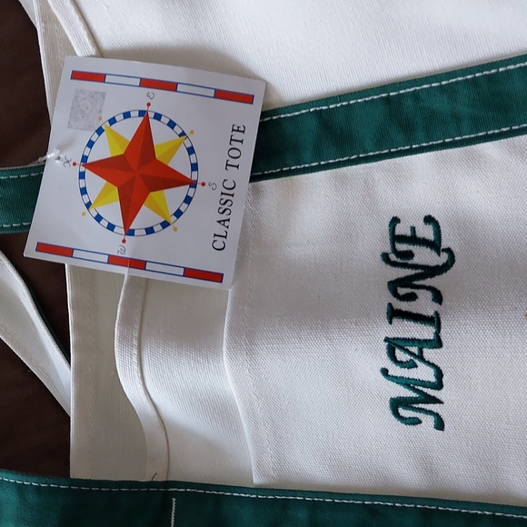Maine Classic Tote - Picture 5 of 6